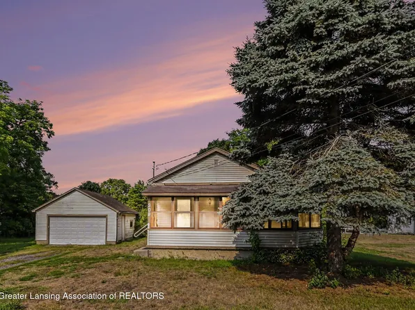 309 Burgess St, Lyons, MI 48851