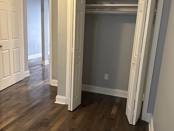 4th image of 2932 Yorkway Floor 2