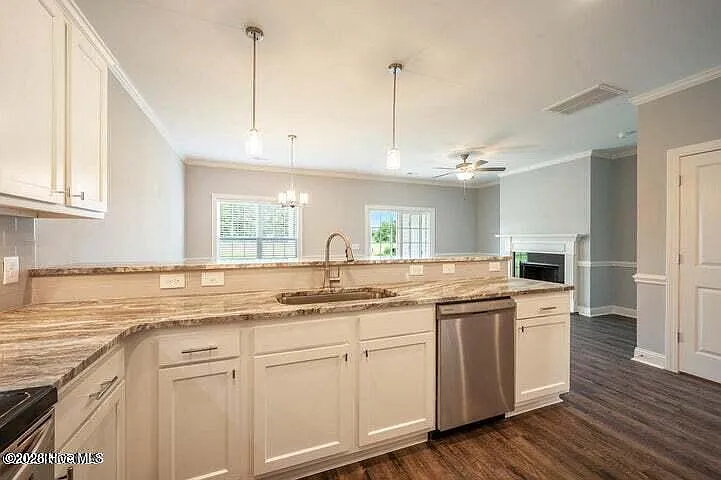 3509 Richter Way #B — Photo 9