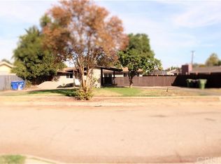 8216 Tunney Ave, Reseda, CA 91335