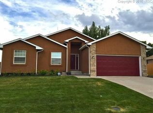 8 Posada Dr, Pueblo, CO 81005