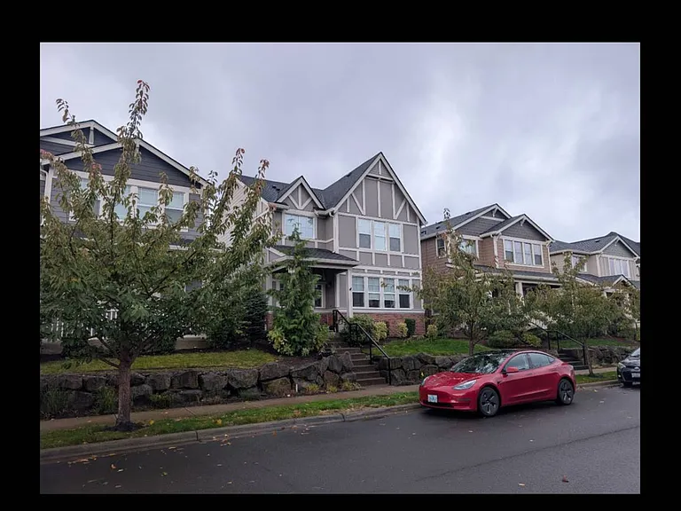 NW Olive St — Photo 5
