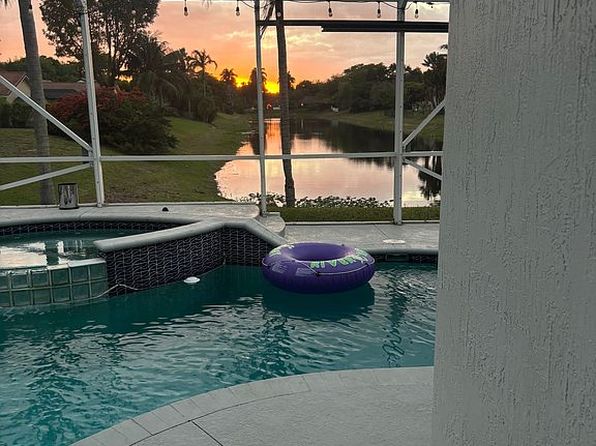 4220 NW 90th Ter