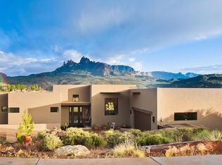 2704 Hopi Cir, Springdale, UT 84767