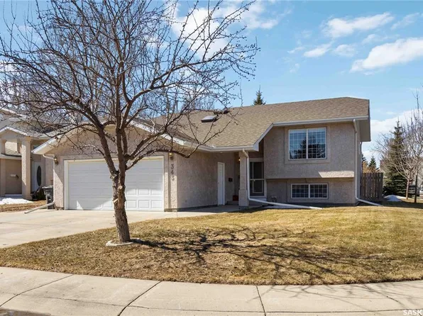 343 COBEN CRESCENT, Saskatoon, SK S7S 1B5