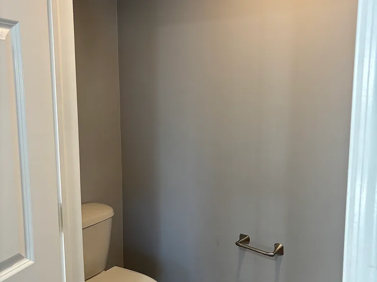 401-403 Boyden Ave #2 — Photo 8