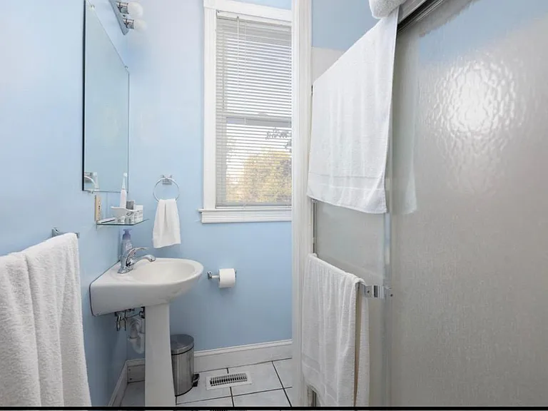 407 E Main St #407 — Photo 14