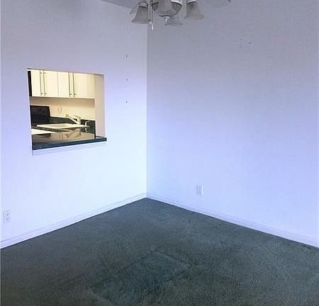 4th image of 2320 S Cypress Bend Dr APT 405