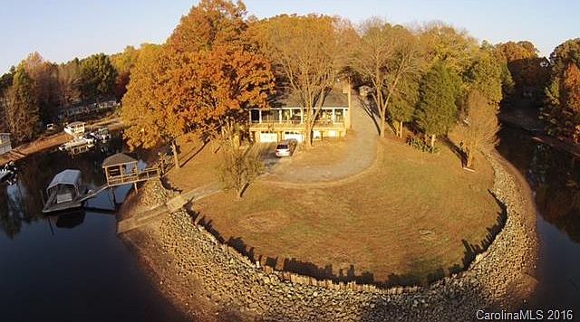 1st image of 120 Farmington Ln