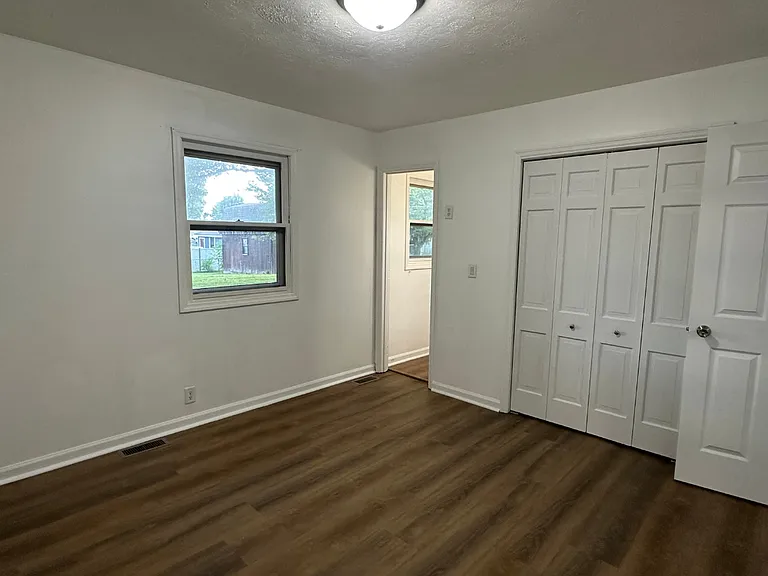 5663 E Karlsway Dr — Photo 7