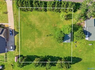 795 Delynn Dr, Hazel Green, AL 35750