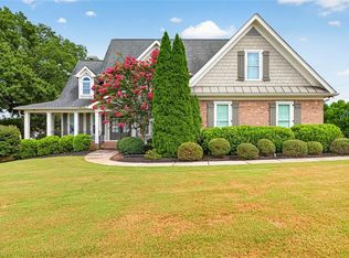 5704 Avalon Commons Way, Clermont, GA 30527