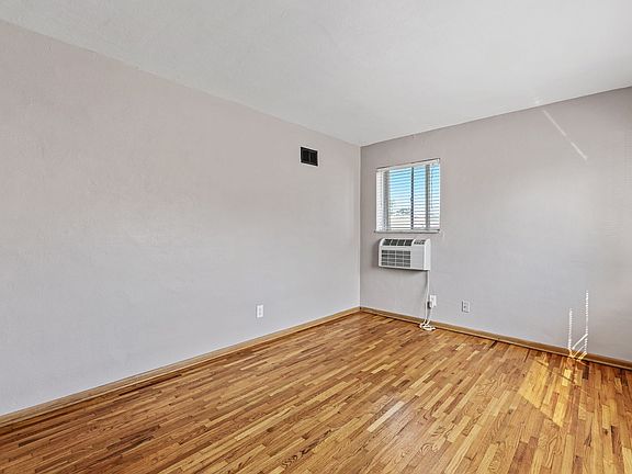 5th image of 6501-6507 Lansdowne Ave #554