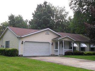 1435 Argyle Dr, Madison, OH 44057