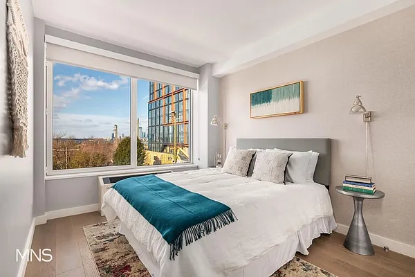 Rented by MNS Marketing | media 42