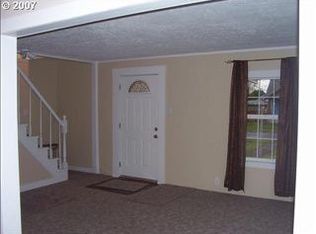 527 15th Ave, Longview, WA 98632