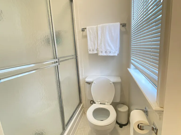Bedroom 2 bathroom
