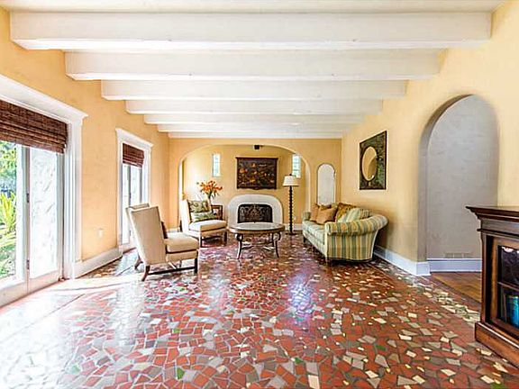 Enchanting Villa On Quiet Street
