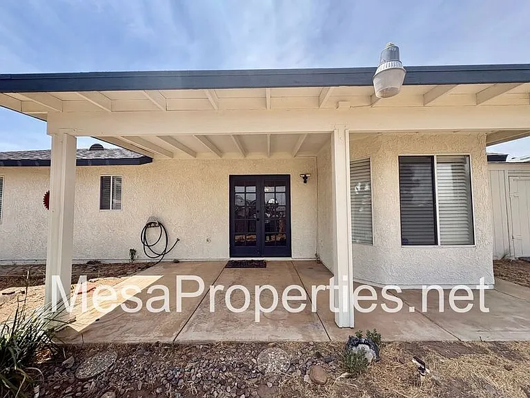 7891 Corona Ave — Photo 27