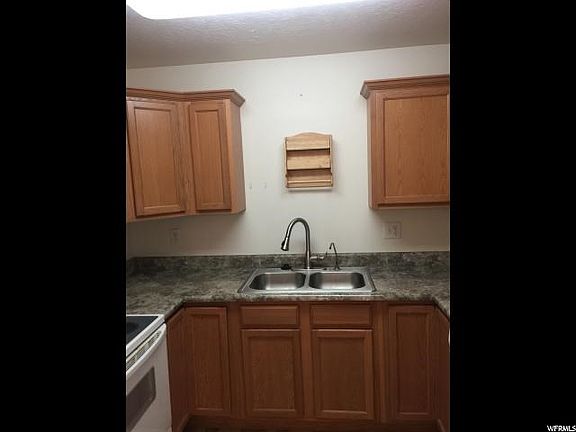 3rd image of 1598 W Westbury Way #G