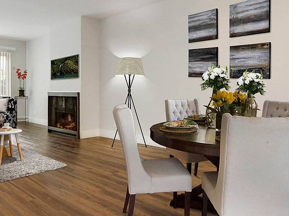 5th image of 3016 Waverly Dr APT 306