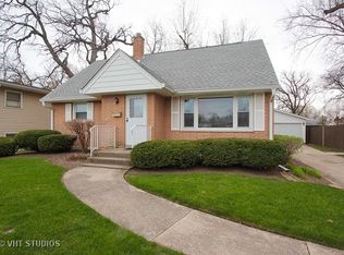 2821 Tyler Ave, Waukegan, IL 60087