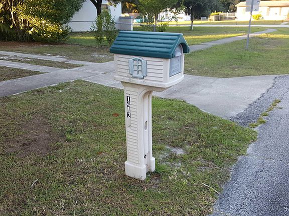 2nd image of 1472 Whitewood Dr