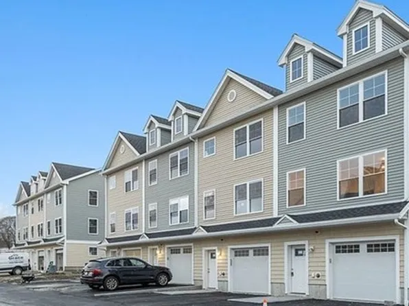 1563 Andover St #17, Tewksbury, MA 01876