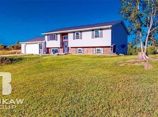 5643 Schott Rd, Mayville, MI 48744