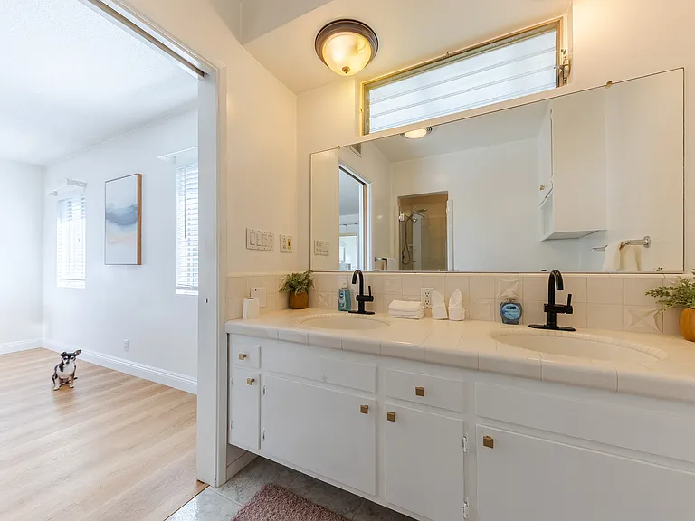518 E La Sierra Dr — Photo 48