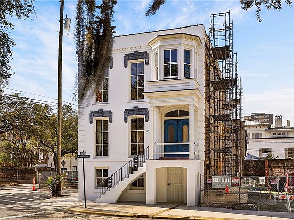 3rd image of 127 E Gordon Street