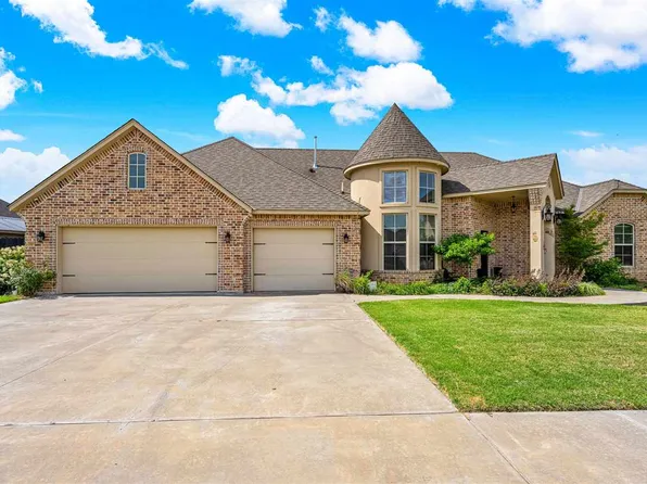 607 NW Blackstone Trl, Lawton, OK 73505