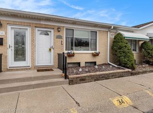 49934 Helfer Blvd, Wixom, MI 48393