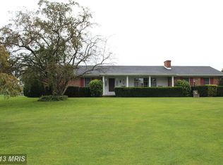 180 Muse St, Falling Waters, WV 25419