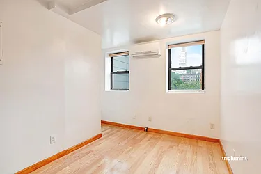 Rented by Triplemint