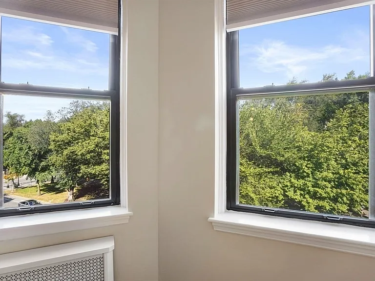 228 Commonwealth Ave #7 — Photo 3
