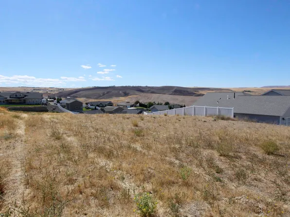 2230 Deer Pointe Dr, Clarkston, WA 99403