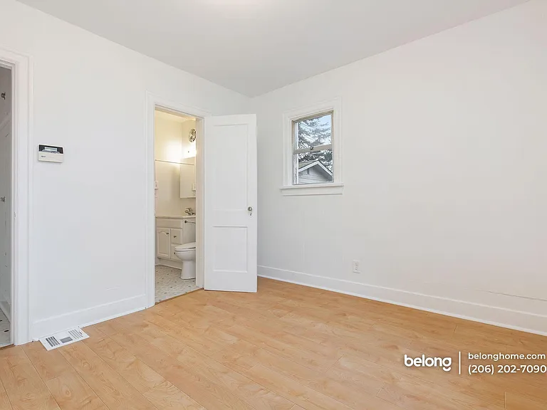 9227 Evanston Ave N — Photo 23