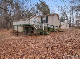 11205 S Holland Rd, Fenwick, MI 48834