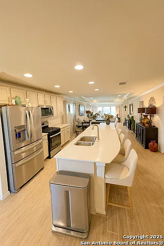 2 bed, 2.0 bath, 1494 sqft, $1,875 — Photo 2