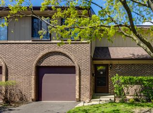 292 E Rimini Ct, Palatine, IL 60067