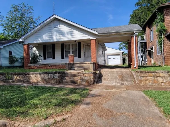 1402 E 25th St, Sheffield, AL 35660