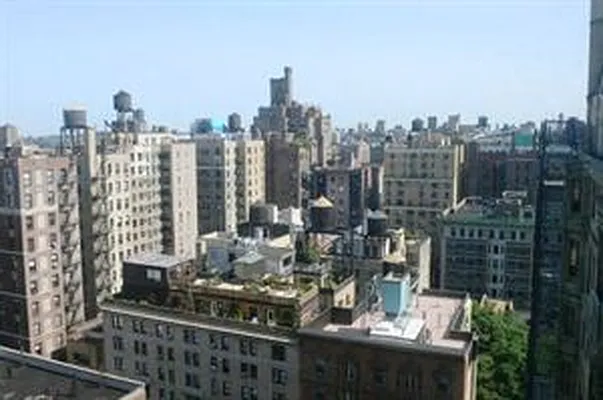 Rented by Douglas Elliman | media 19