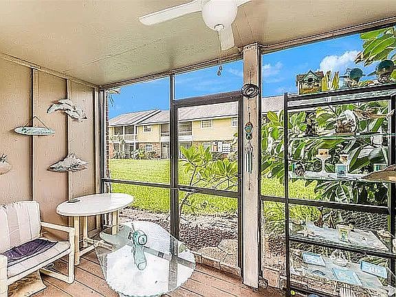 4th image of 200 Country Club Dr APT 1005