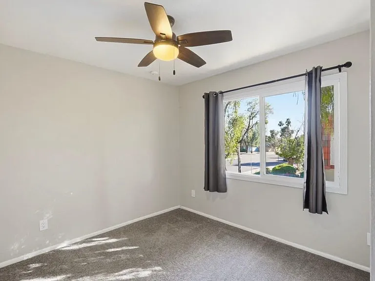 4026 N Granite Reef Rd — Photo 13