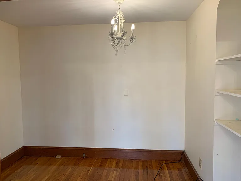 145 Nichols Ave — Photo 3