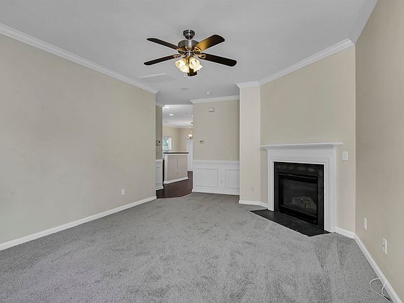 4th image of 345 Eastfair Dr
