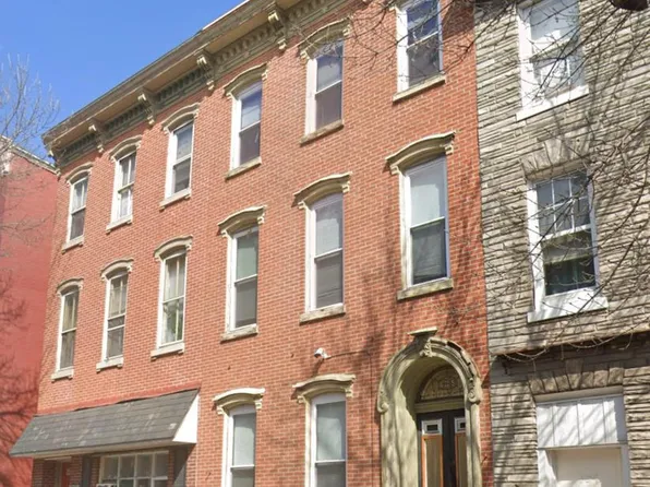 135 S 6th St, Reading, PA 19602