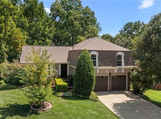 8205 Caenen Lake Rd, Lenexa, KS 66215