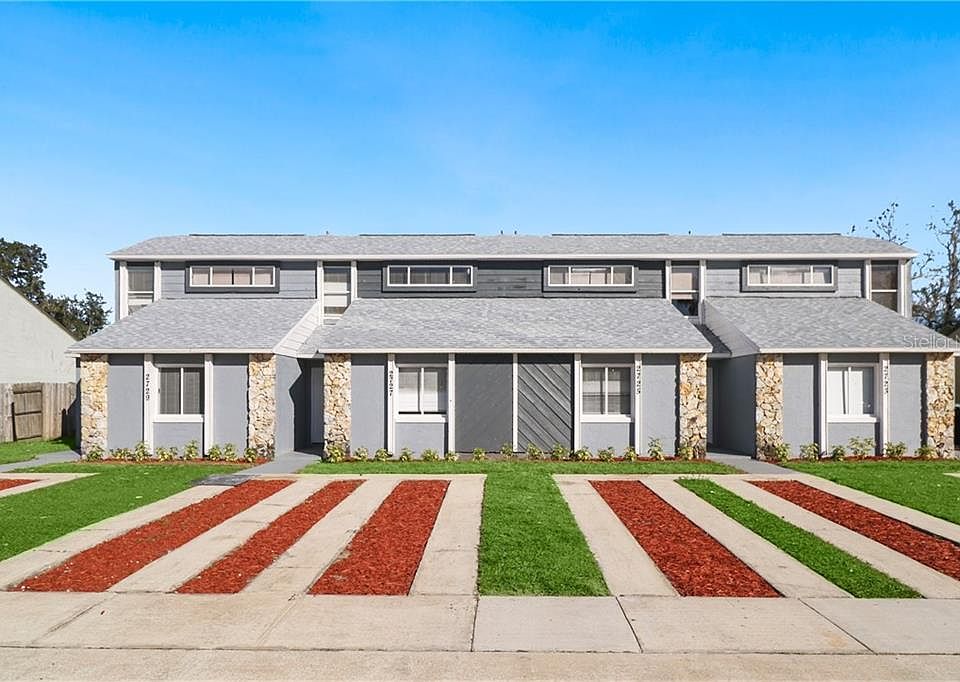 1st image of 2727 Hunt Club Ln